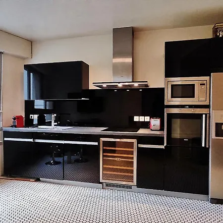 Apartmán Avenue Victor Hugo - 16 - 4160 *