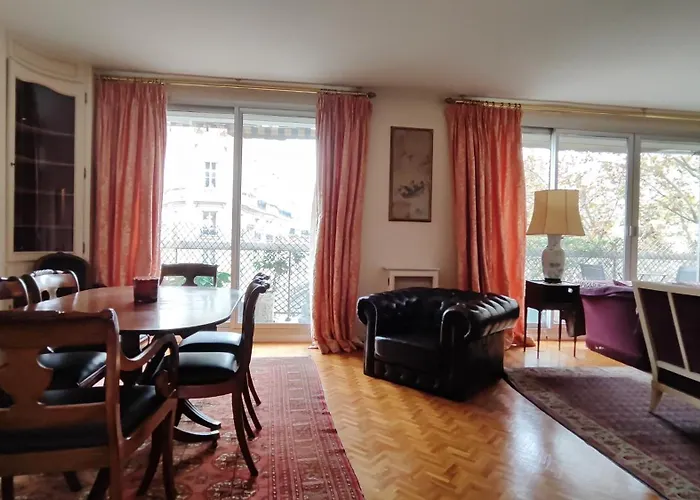 Apartament Avenue Victor Hugo - 16 - 4160 Paryż